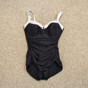 Miraclesuit One Piece Swimsuit Women S Black White Padded Ruched Beach Pool